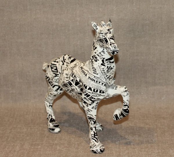 Newsprint Equine Sculpture - Image 2