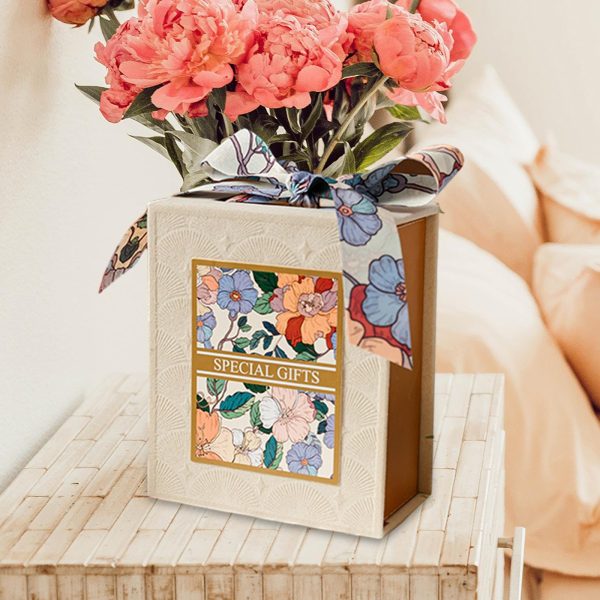 Luxury Velvet Square Gift Boxes with Bamboo Handle - Image 2